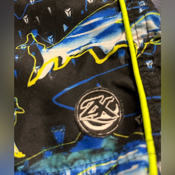 ZeroXposur Kid’s Swim Trunks Shark Print - Picture 3 of 4